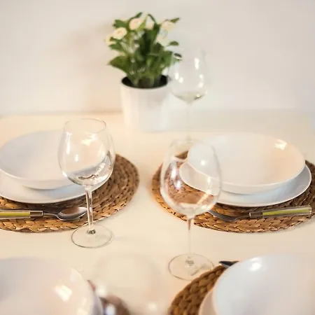 Lägenhet Solare Loft For Families 300 Meters From The Beach